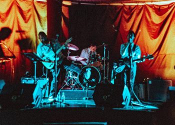 Roger Ycaza deja Mamá Vudú