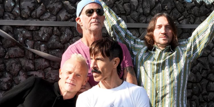 “Black Summer”: los RHCP y el Retorno del Hijo Casi Pródigo