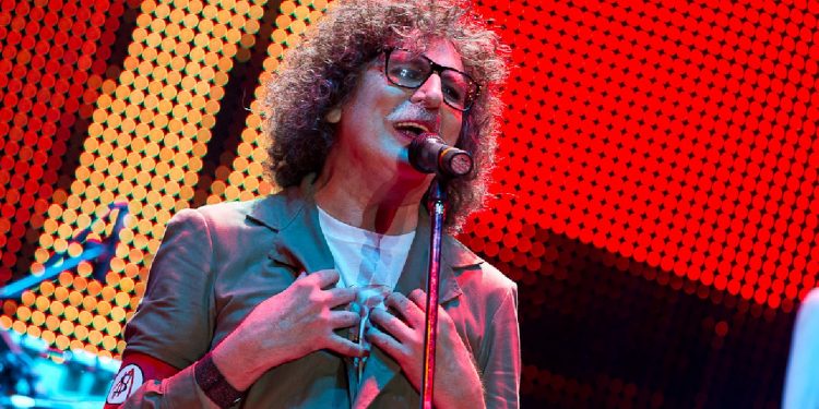 Charly García, con pronóstico reservado