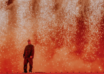 J Balvin pospone su gira